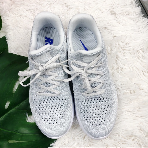 Women’s Nike Lunarepic Low Flyknit - Picture 2 of 5